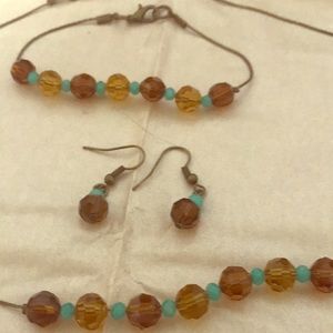 💘🧡Amber/Turquoise colored beaded set. 3 pieces